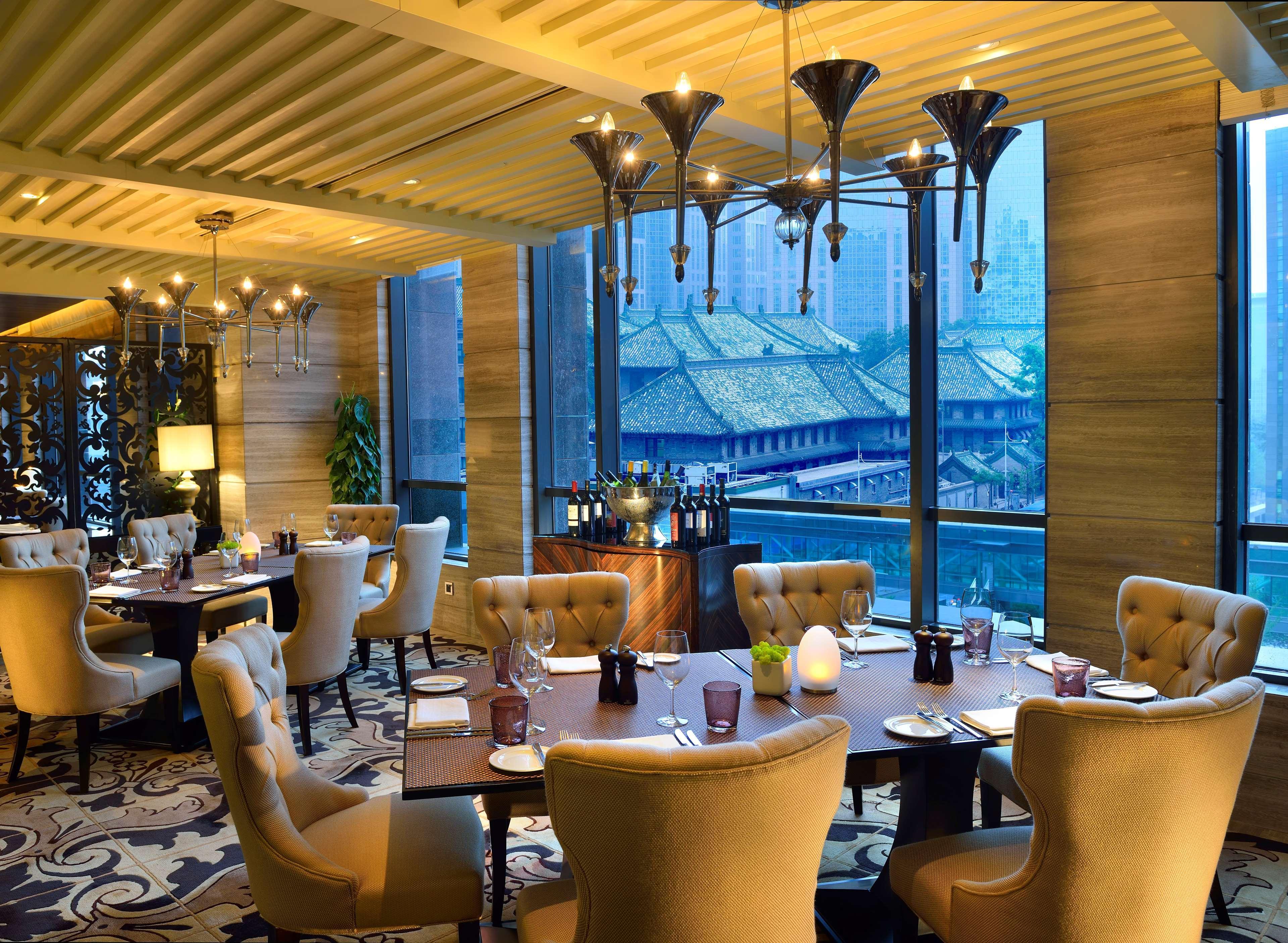 Отель Hilton Wangfujing Пекин
