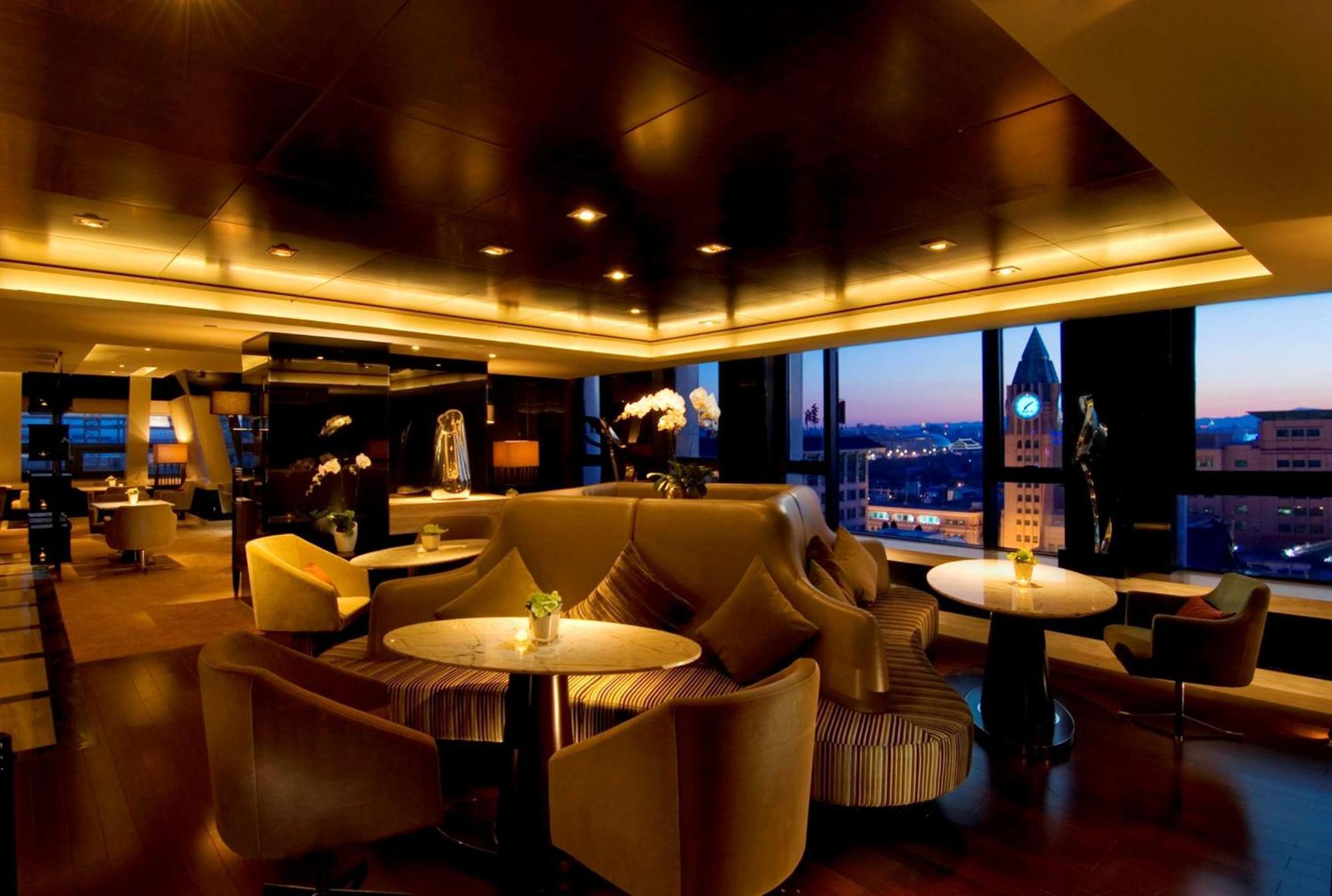 Hotel Hilton Wangfujing 5*